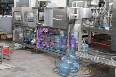 سیستم 200BPH خطی 5 گالن آب بشکه آب سه در یک ساختار
