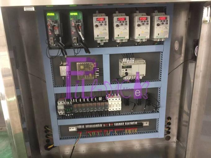 دستگاه برچسب زنی بطری حیوان خانگی پاناسونیک 400BPM 6