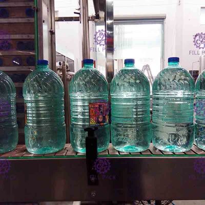 بطری پلاستیکی آب معدنی 3L / 5L / 10L 2 در 1 تجهیزات بطری / گیاه / دستگاه / سیستم / خط