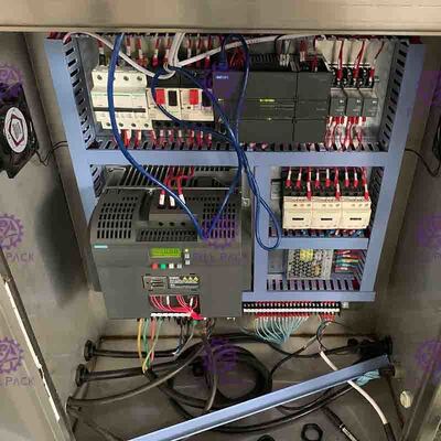 اتوماتیک 2 در 1 می تواند نوشیدنی کربن خط پر کننده می تواند پرکننده و دستگاه Sealer