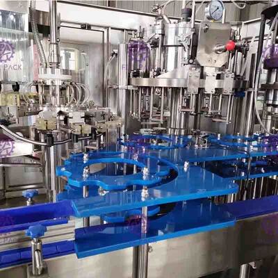 نوشیدنی گازدار نوشیدنی گازدار PET شیشه پلاستیک 3 در 1 دستگاه پر کننده بطری Monobloc / تجهیزات / خط / گیاه / سیستم
