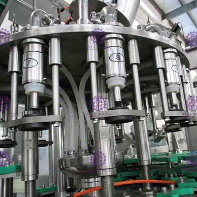 3 در 1 تجهیزات پرکننده مایعات صهیونیستی خط پر کردن نوشیدنی الکتریکی 5000BPH