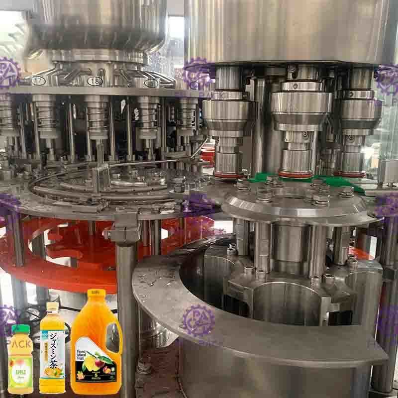 دستگاه پر کردن آب گرم بطری پلاستیکی کوچک 3 در 1 اتوماتیک / خط تولید / کارخانه بطری سازی